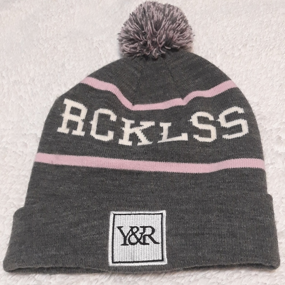 Y&R BEANIE HAT